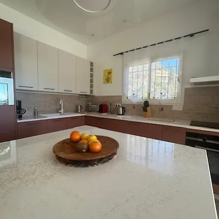 A True Paradise For Unforgettable Vacation - Pool And Sea View ניס