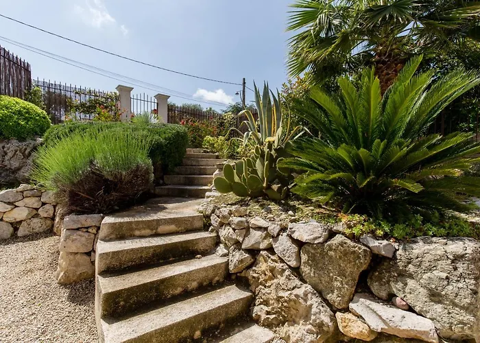 A True Paradise For Unforgettable Vacation - Pool And Sea View Villa